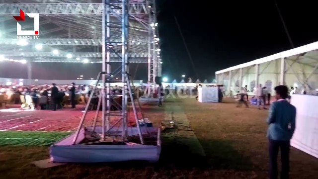 The diffrent funny video for food surfing to how fast & Fight on each other for surfing the food