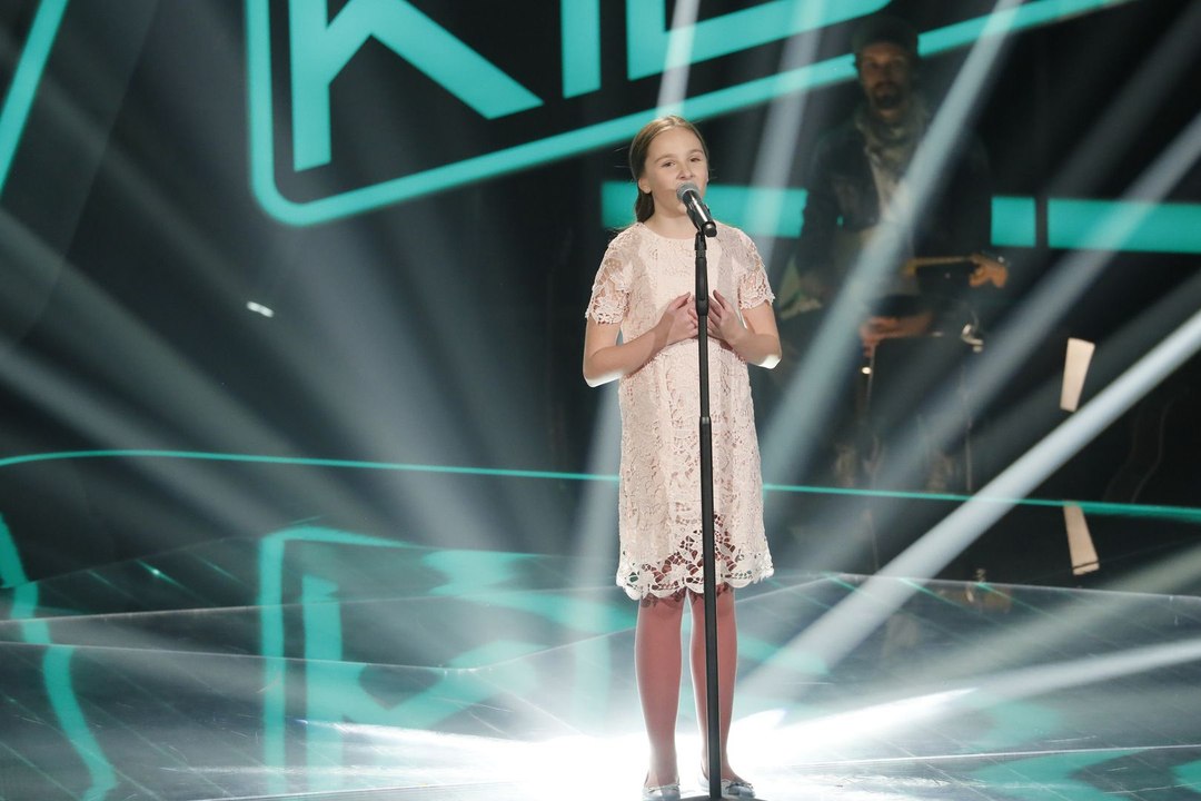 Sofie: non, je ne regrette rien - blind audition i | the voice kids 2017 | sat1.de