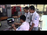 Siswa SMK 7 Semarang berhasil merakit sebuah mesin printer tiga dimensi - NET24