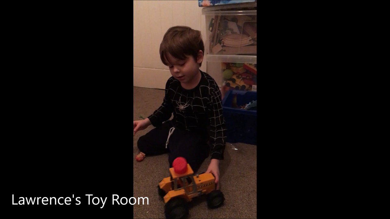 Cheech's room_skye