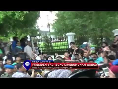 Presiden Jokowi Bagi Buku di Kerumunan Warga di Yogyakarta - IMS