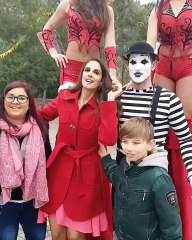 Nuria Fergó durante la grabación de Bailando bajo la lluvia