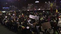 Rumanos celebran derogación de ley que flexibilizaba corrupción