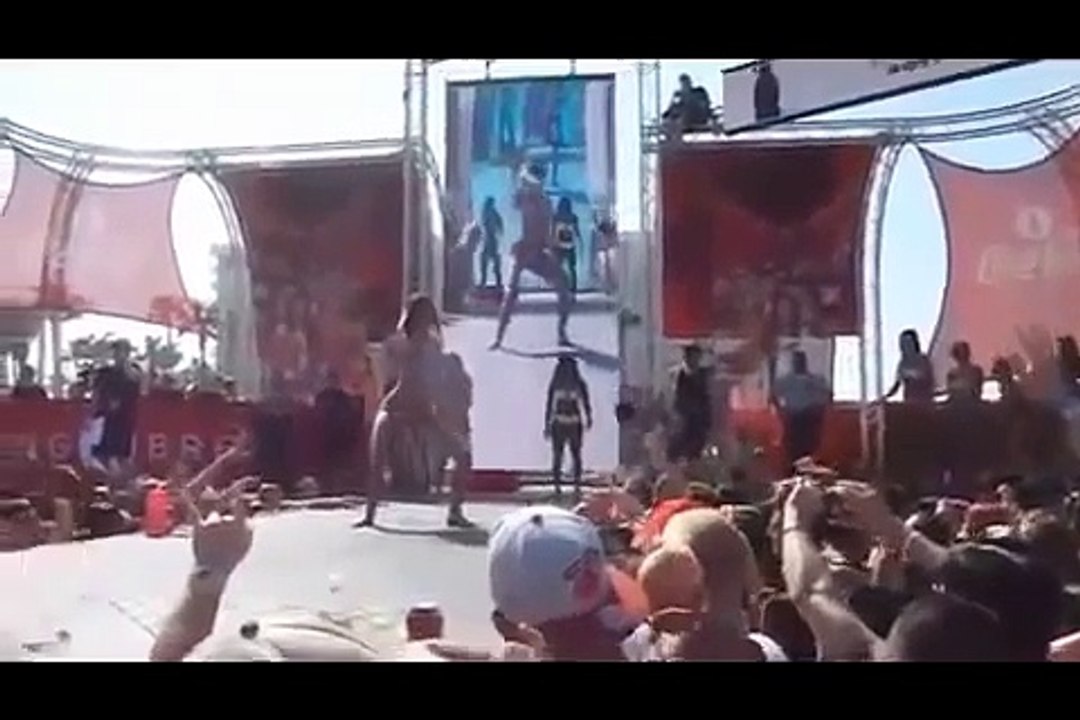 Самые крутые и новые приколы с девчонками 2013