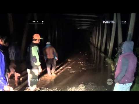 Gunung Sinabung Mengeluarkan Lahar Dingin Menutup Akses Jalan - NET5