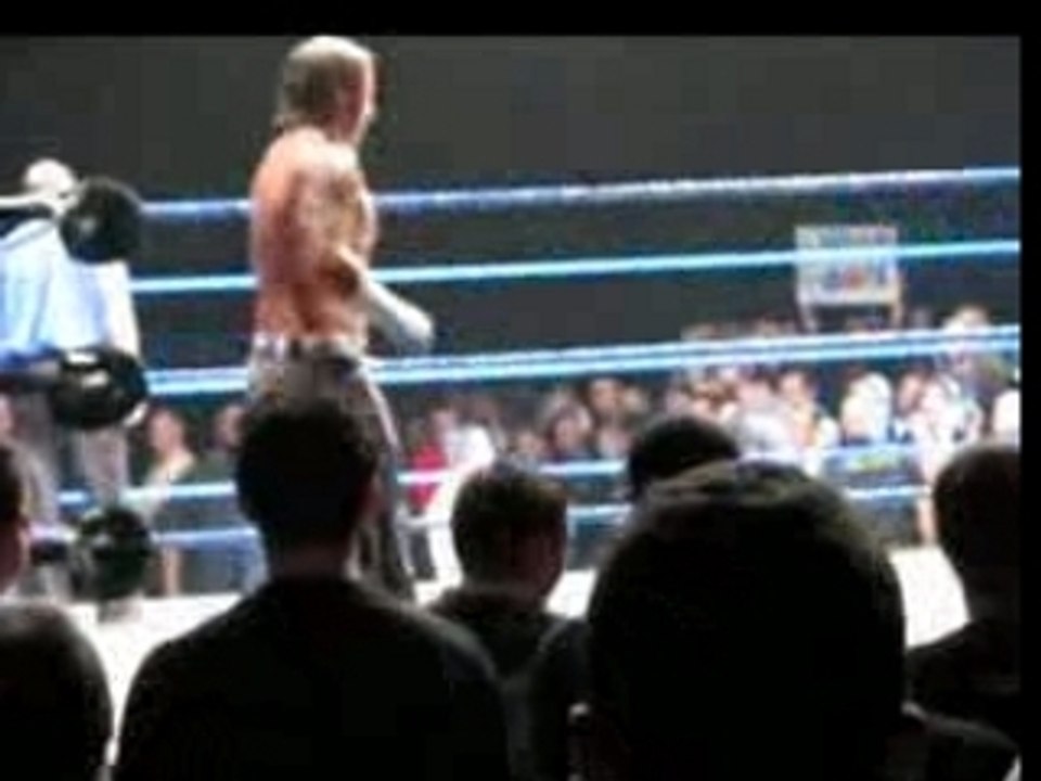 Entrée Shanon Moore , Jaimie Noble et Jimmy Wang Yang