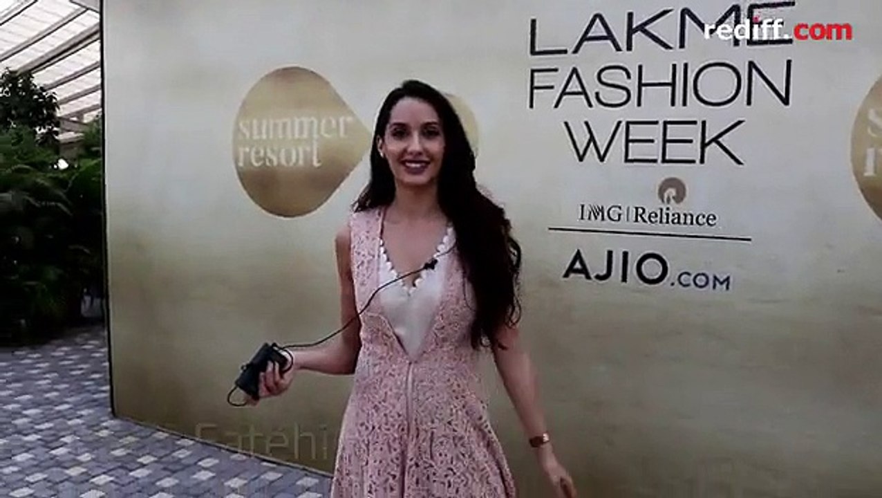 Nora Fatehi Dazzles at the Lakme fashion week