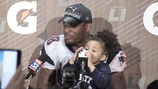 Martellus Bennett says he won't go to White House with Patriots