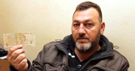 Hatalı 5 Lirayı Dört Yıldır Saklıyor
