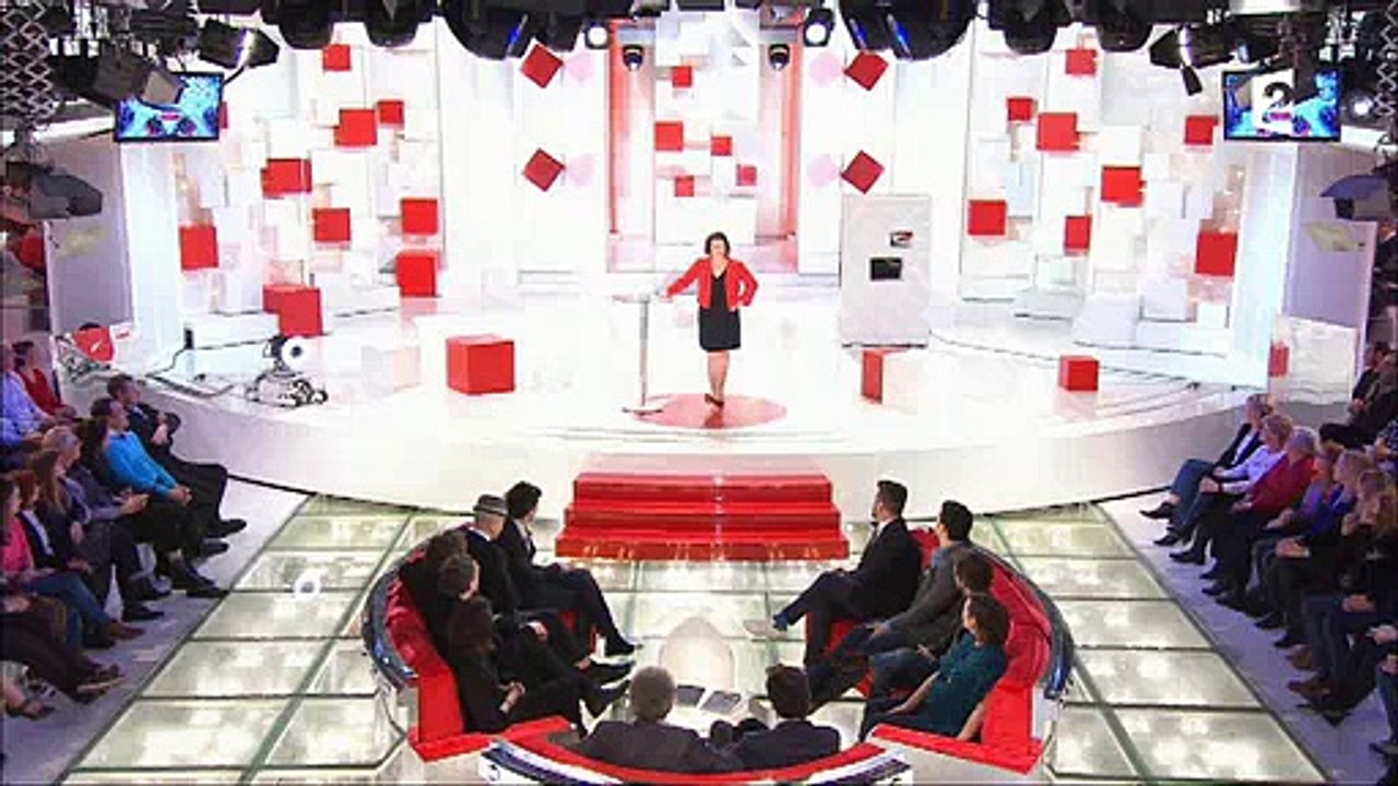 Anne Roumanoff se moque du revenu universel de Benoit Hamon dans "Vivement dimanche prochain" - Regardez