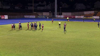 Coup franc ne donne rien.