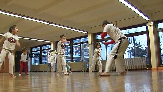 LOISIRS/ La capoeira pour enfants