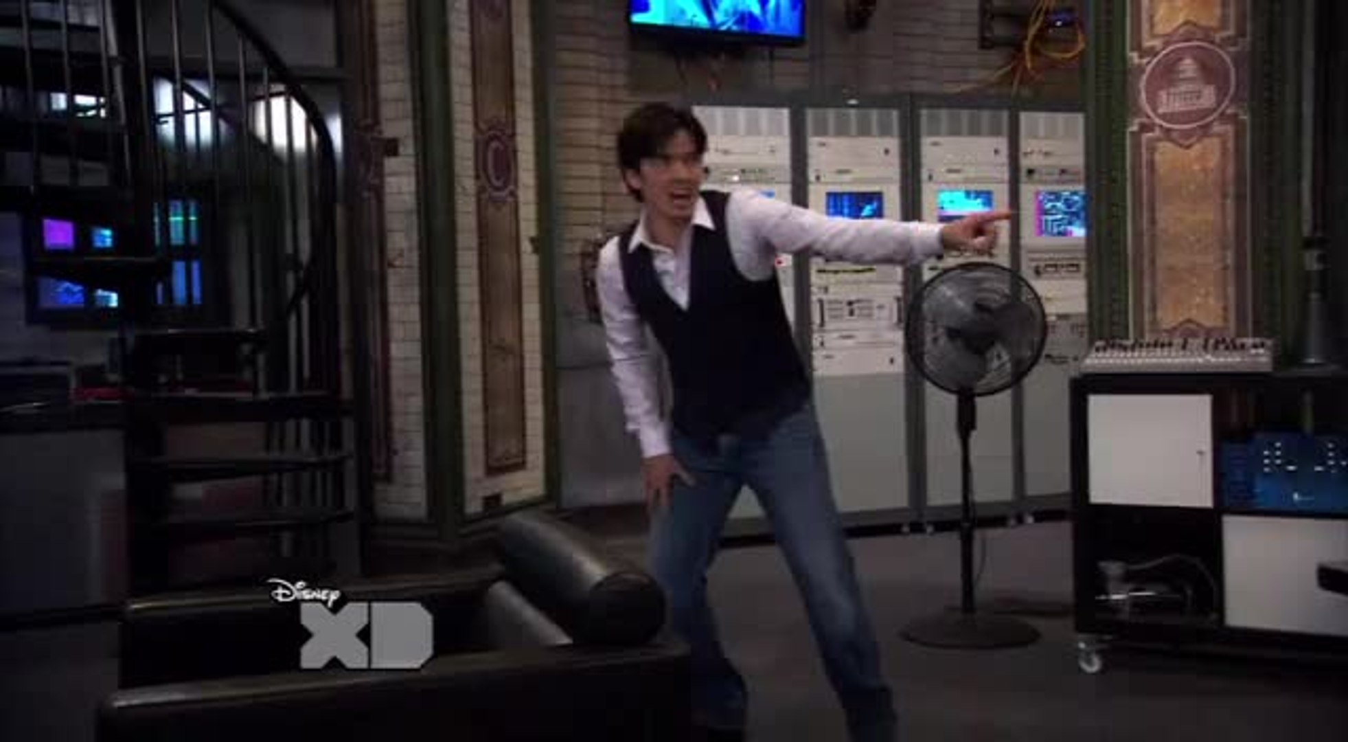 Kickin' It - S 3 E 21 - Return Of Spyfall, image size:1963x1080