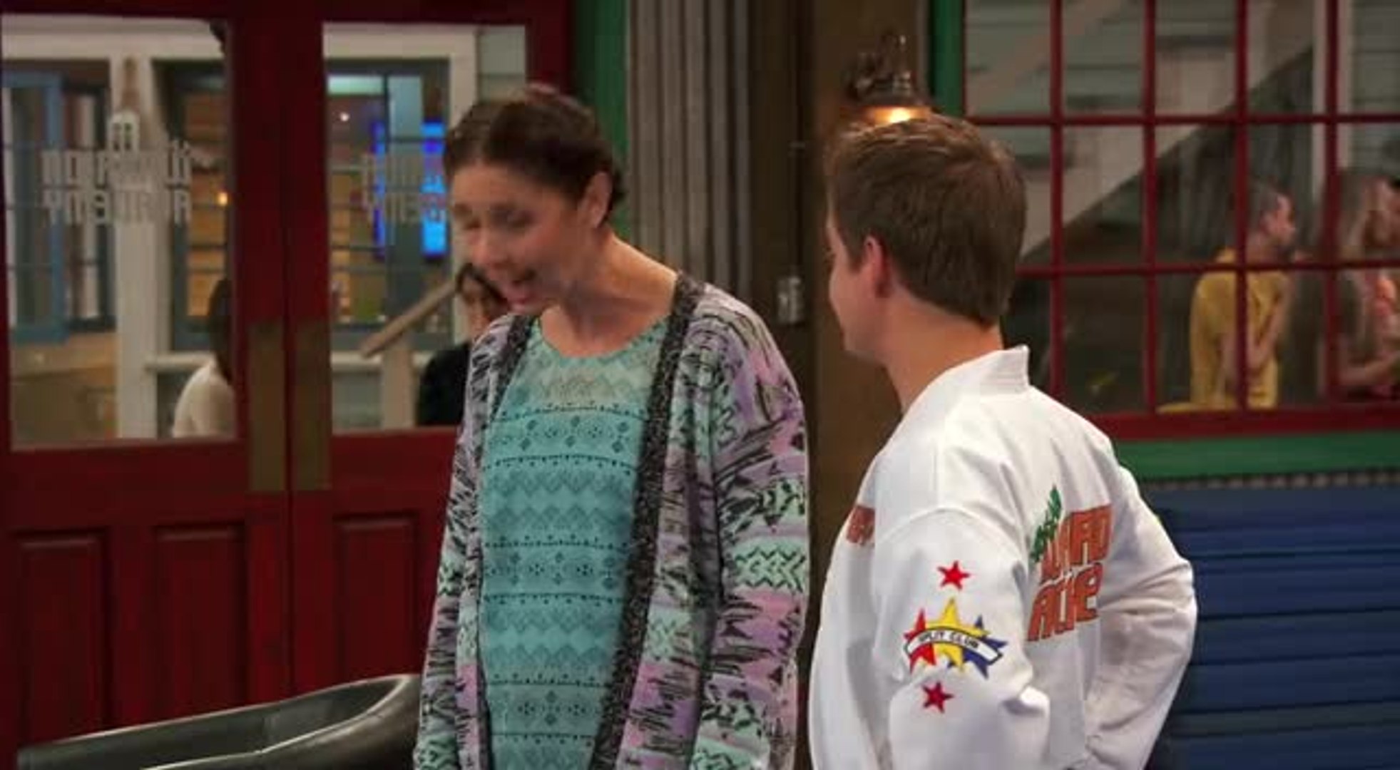 Kickin' It - S 4 E 1 - The Boys Are Back In Town, image size:1963x1080