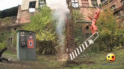 Top Final of 60 Especial Best Pranks for 2016 OCTOBER WEEK 1 – WHAT SHE DOSE???