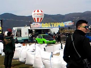 SUZUKI SWIFT GTI  (mimis)VS SUBARU IMBREZA