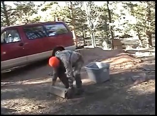 Самый зверский способ кастрации! Слабонервным не смотреть!