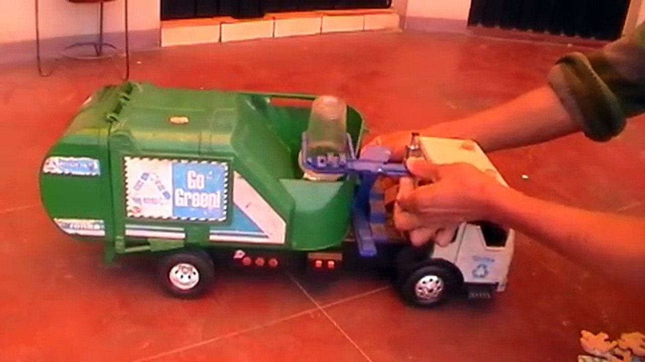 CAMION DE BASURA juguete