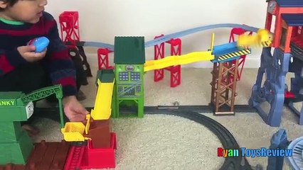 Download Video: Томас и его друзья Mad тире на Sodor дистанционного управления Томас Игрушка Поезда для детей