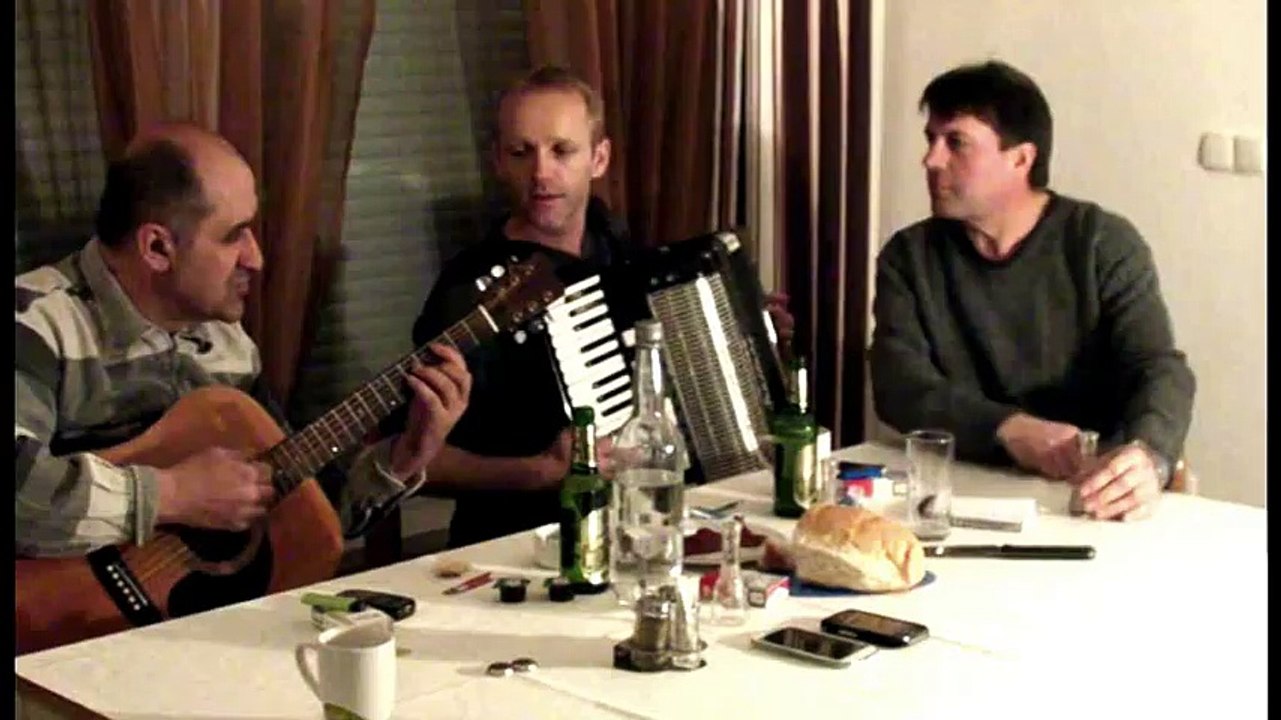 Munir Ćoralić - Mehmeda majka budila