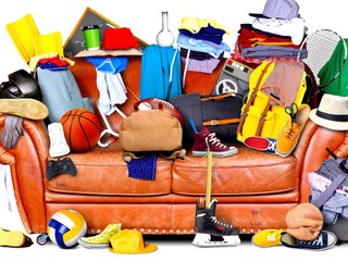 Minimalist Living: 3 Simple Steps to Declutter Your Home