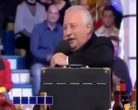 Еврей на поле чудес)))