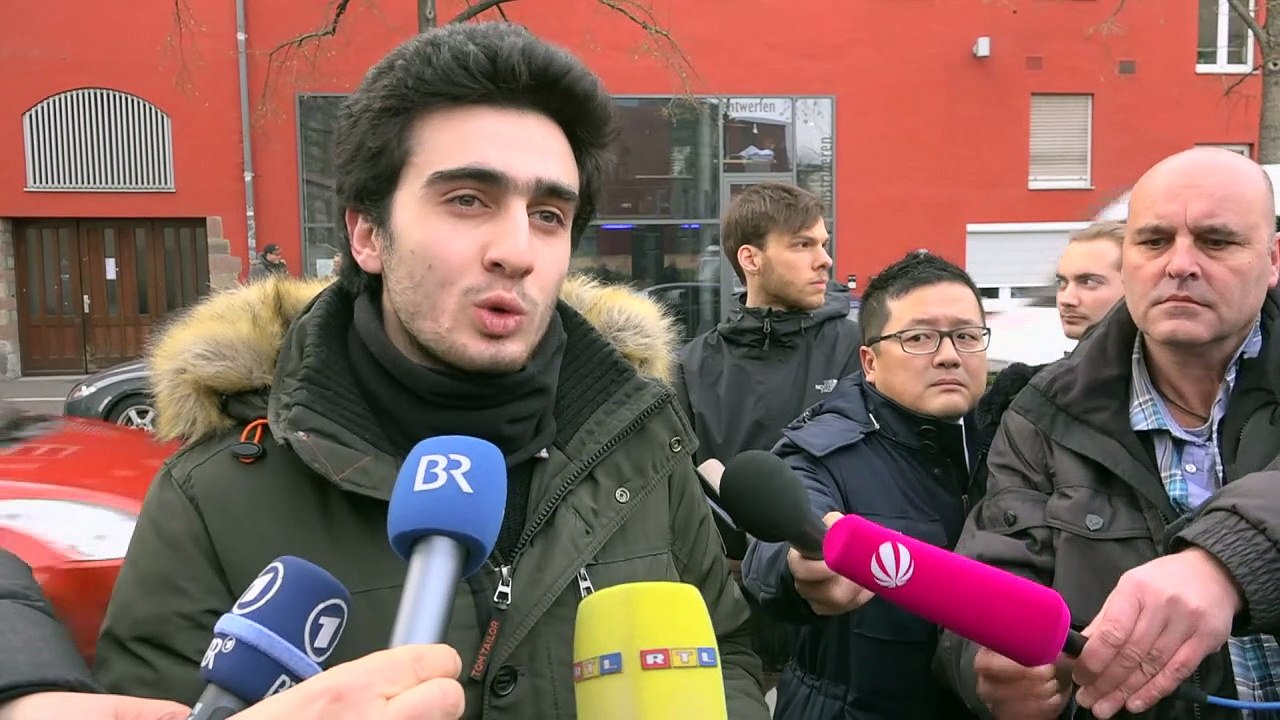 Flüchtling gegen Facebook