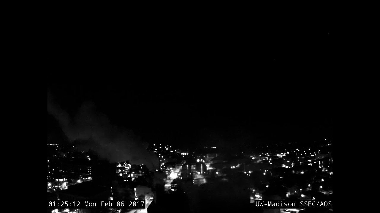 Captan Bola de fuego cruzando el cielo en Estados Unidos al parecer era un meteorito