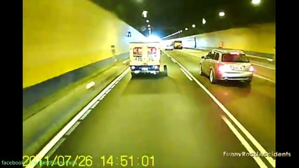 Funny road accidents,Funny Videos, Funny People, Funny Clips, Epic Funny Videos Part 28