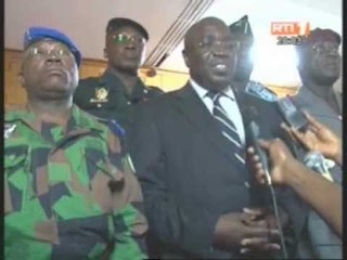 Sécurité:Le ministre délégué à la défense et les chefs des grands commandements ont échangé