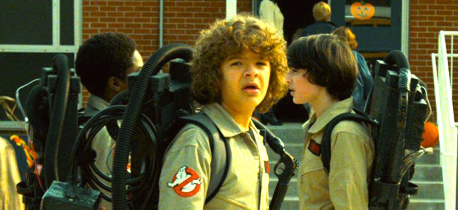 STRANGER THINGS 2 - Super Bowl Trailer 2017 - NETFLIX