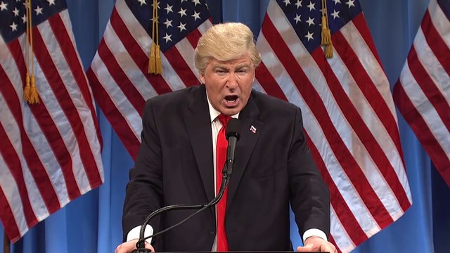 Melissa McCarthy's Impression of Press Secretary Sean Spicer on SNL is EVERYTHING!