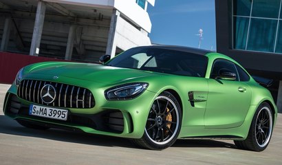 Vídeo 360: Vuelta rápida del Mercedes-AMG GT R en el circuito Mount Panorama