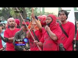Live Report Aksi Mogok Ribuan Buruh di Surabaya - NET12