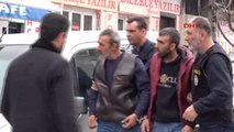 Eskişehir Tabancayla 2 Kişiyi Yaralayan Baba-oğul Adliyede