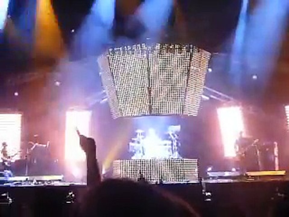 Muse - Man of Mystery, Garden Nef Party, 07/20/2007