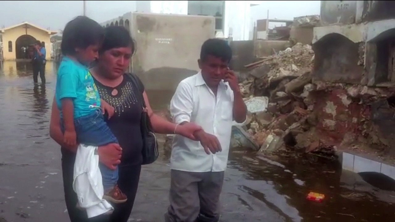 Fuertes lluvias en Perú dejan 25 muertos y  243 mil afectados