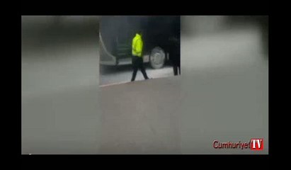 Metrobüsün tekerleği alev aldı