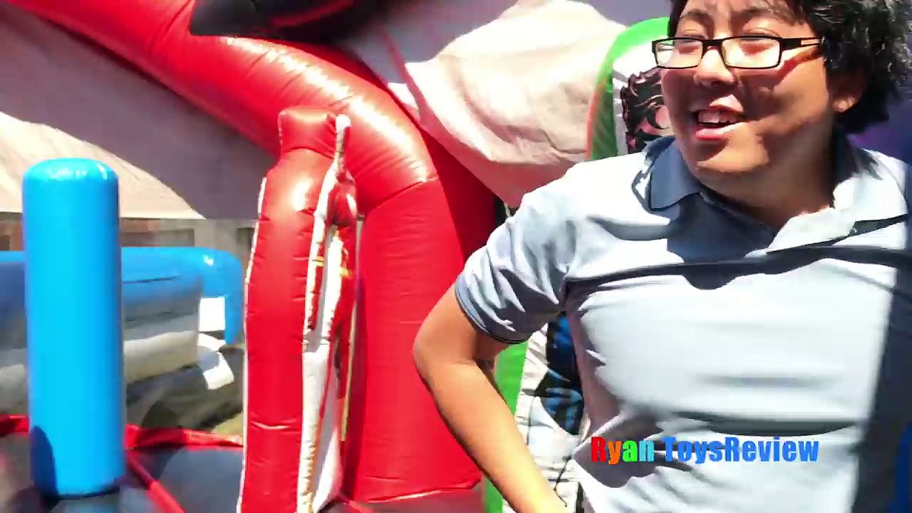 Bounce House Fun for Kids playground playtime! Giant Inflatable slides! Children Play Center-IbPDyVaNEco