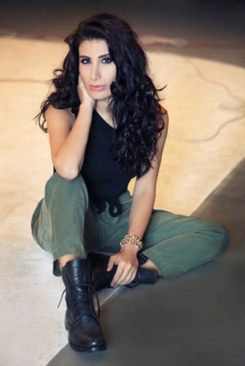 İrem Derici, Gülşen'in Şarkısıyla Coştu