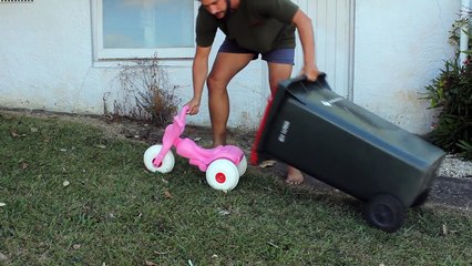 Un kart pour enfant avec une poubelle ? Ces Australiens...