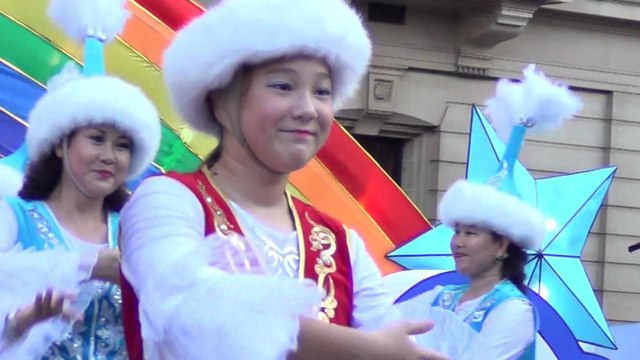 Sydney Chinese Lunar New Year 2017 Part 8 of 13HD Parramatta LNY, CNY Dancers, Vietnames Player Band, LNY lanterns@Opera House n more 4 Feb 2017