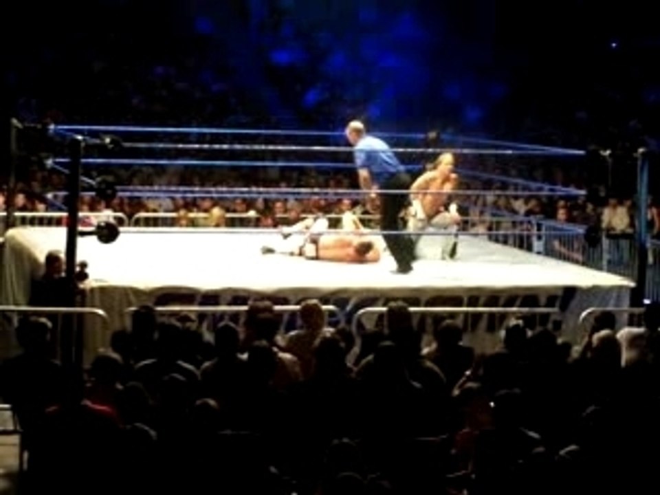 Jimmy Wang Yang def Shannon Moore & Jamie Noble