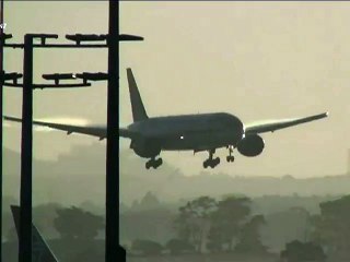 দীর্ঘতম যাত্রার রেকর্ড গড়লো কাতার এয়ারোয়েজ