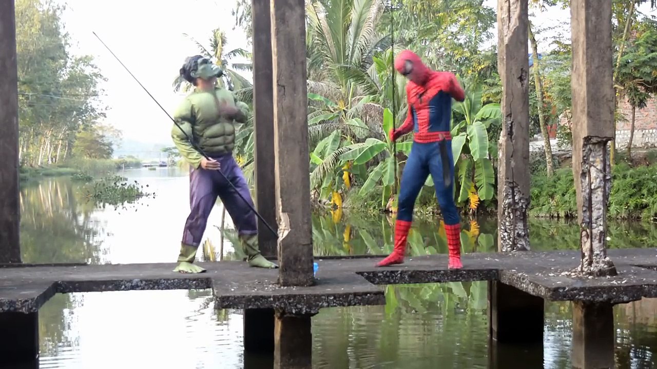 Человек-Паук Удочка Вызов Смешно! ж/ Малефисента Джокер Анна Человек-паук игрушки! Супергерой удовольствие ИРЛ