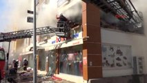 Alışveriş Merkezinde Korkutan Yangın