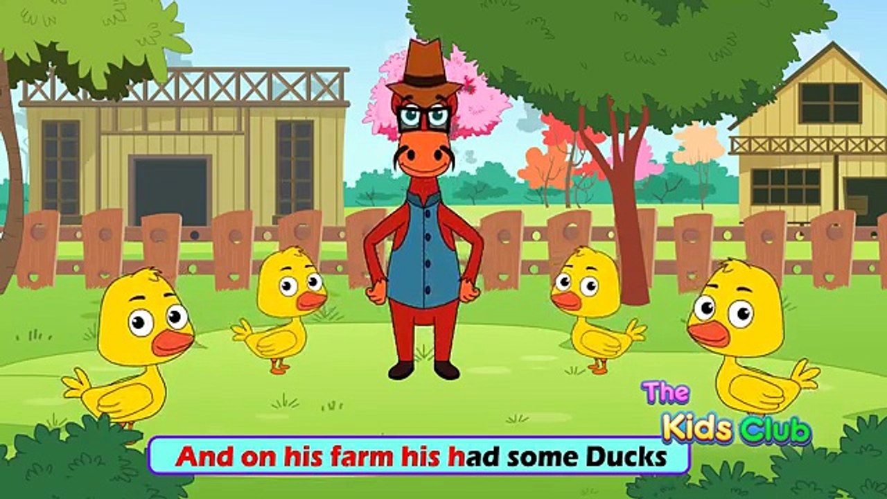 Old Macdonald Had A Farm nursery rhyme with Lyrics - Popular Kids Songs in English