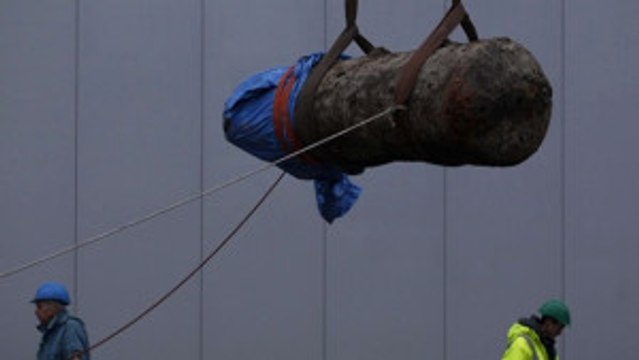 Selanik'te Patlamamış Bomba Bulundu: 60 Bin Kişi Tahliye Edilecek