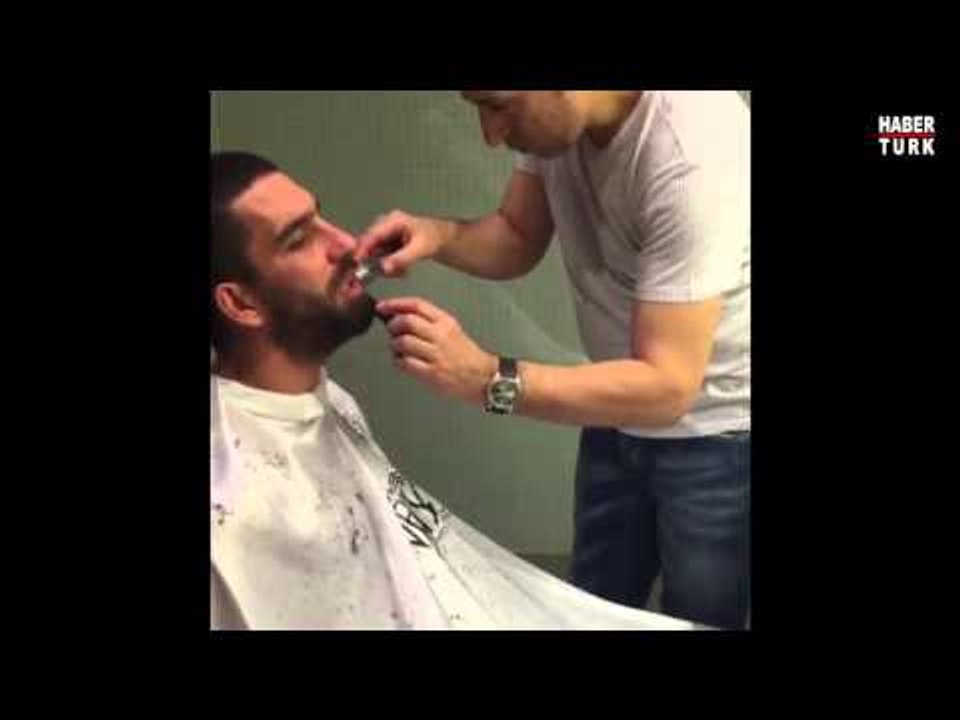 Arda Turan'dan Göztepe Marşı