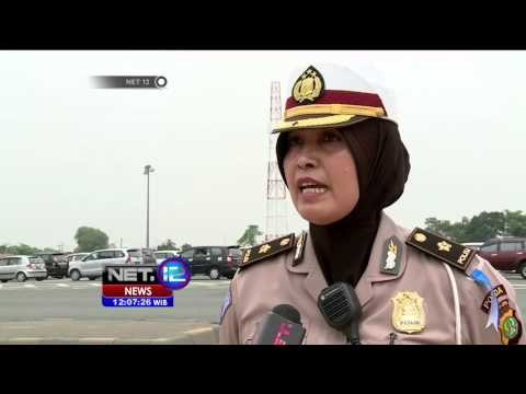 Live Report Dari Tol Cikampek, Terkait Arus Balik Libur Natal 2015 - NET12